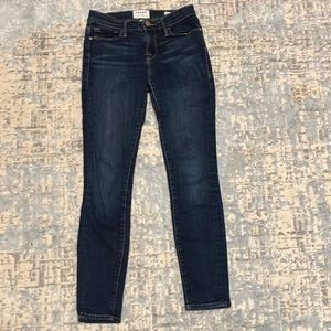 Frame Jeans Size 26 Skinny Dark Wash Stretchy Le Skinny De Jeanne